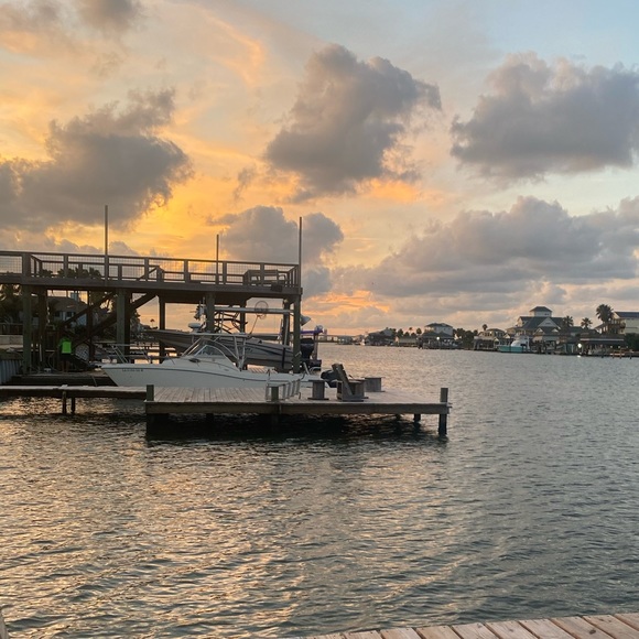 Meet your Posher, Dillon - Picture 1 of 1